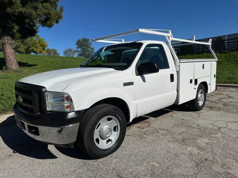 2005 Ford F-350 S.D. 