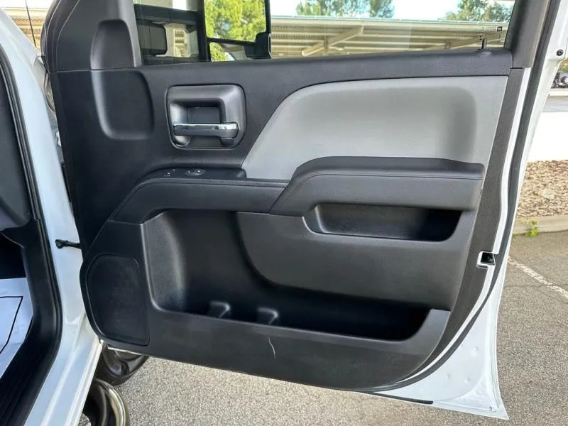 used Other Trucks Chevrolet  for sale, in North Hills, CA Thumbnail 29