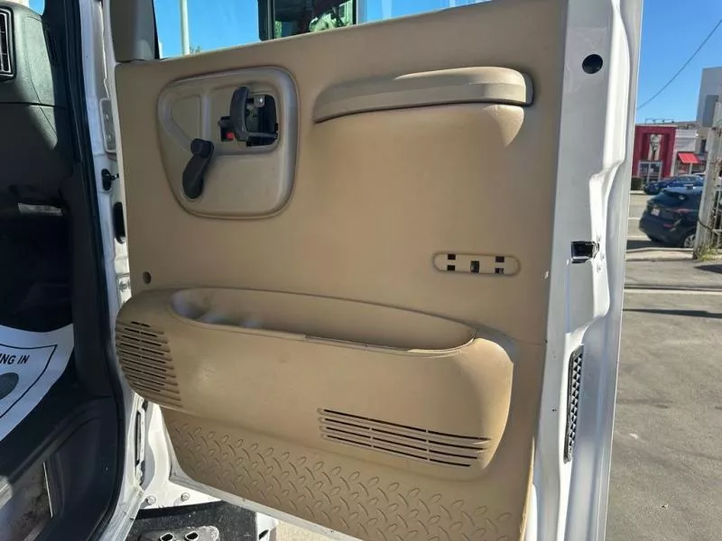 used Other Trucks GMC  for sale, in North Hills, CA Thumbnail 43