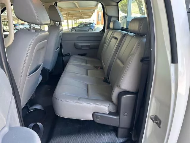 used Other Trucks GMC  for sale, in North Hills, CA Thumbnail 22
