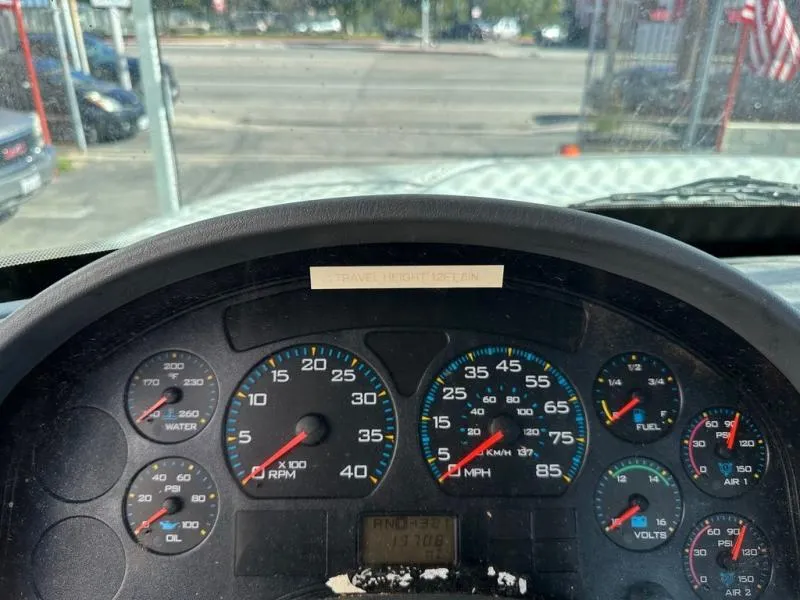 used Other Trucks International  for sale, in North Hills, CA Thumbnail 9