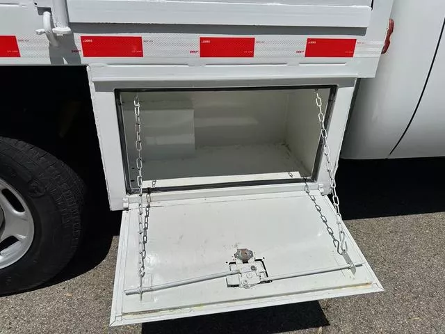 used Flatbed Semi Trailers Chevrolet  for sale, in North Hills, CA Thumbnail 13