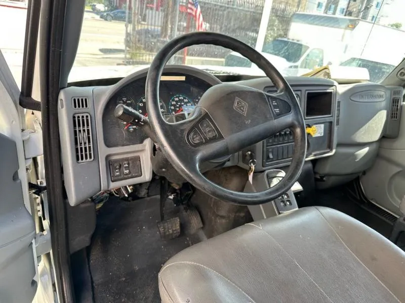 used Other Trucks International  for sale, in North Hills, CA Thumbnail 8