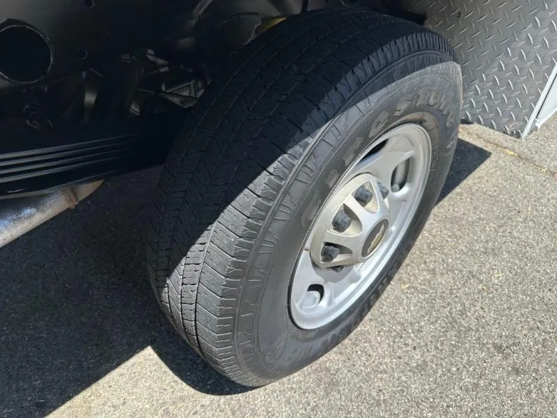 used Flatbed Semi Trailers Chevrolet  for sale, in North Hills, CA Thumbnail 27