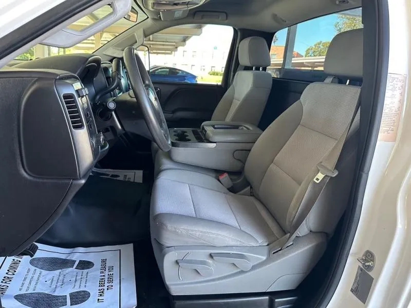 used Other Trucks Chevrolet  for sale, in North Hills, CA Thumbnail 25