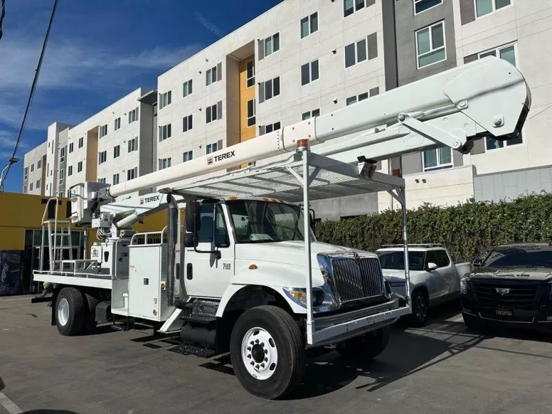 used Other Trucks International  for sale, in North Hills, CA Thumbnail 2