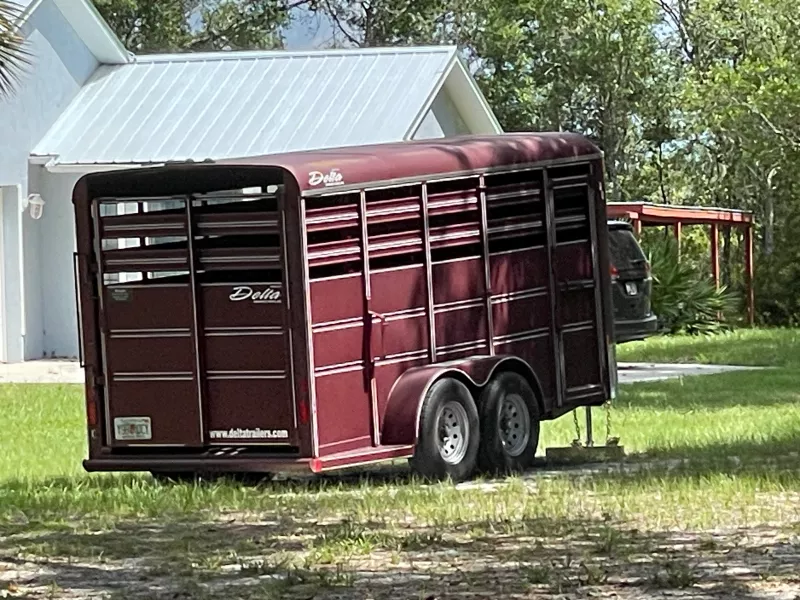 2019 Delta Trailers 3 horse slant Horse & Livestock