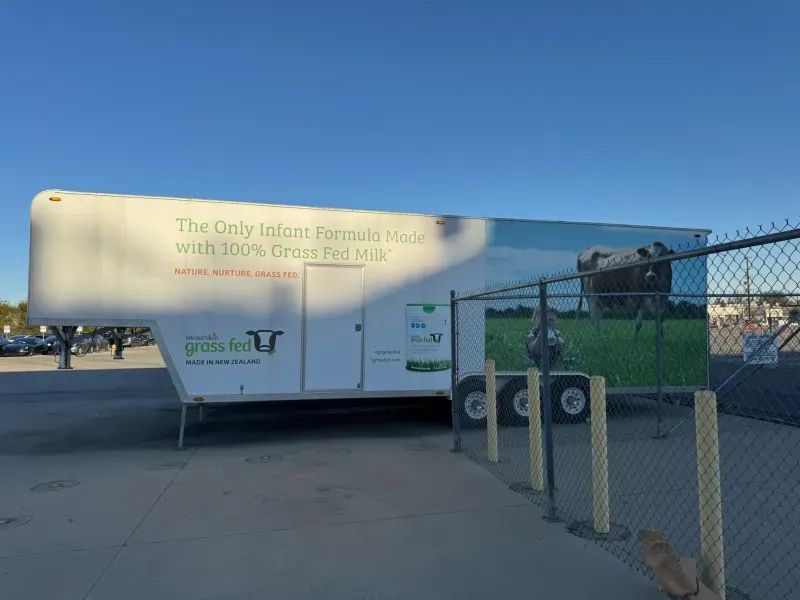 used Cargo (Enclosed) Trailers Universal Trailers  for sale, in Van Nuys, CA Thumbnail 3