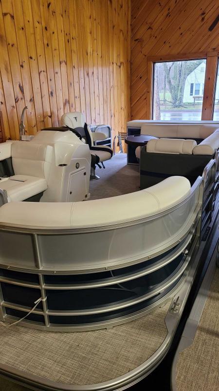 2022 Trifecta Pontoon 2022017C Pontoon Boat 2022 Trifecta Pontoon 2022017C Pontoon Boat