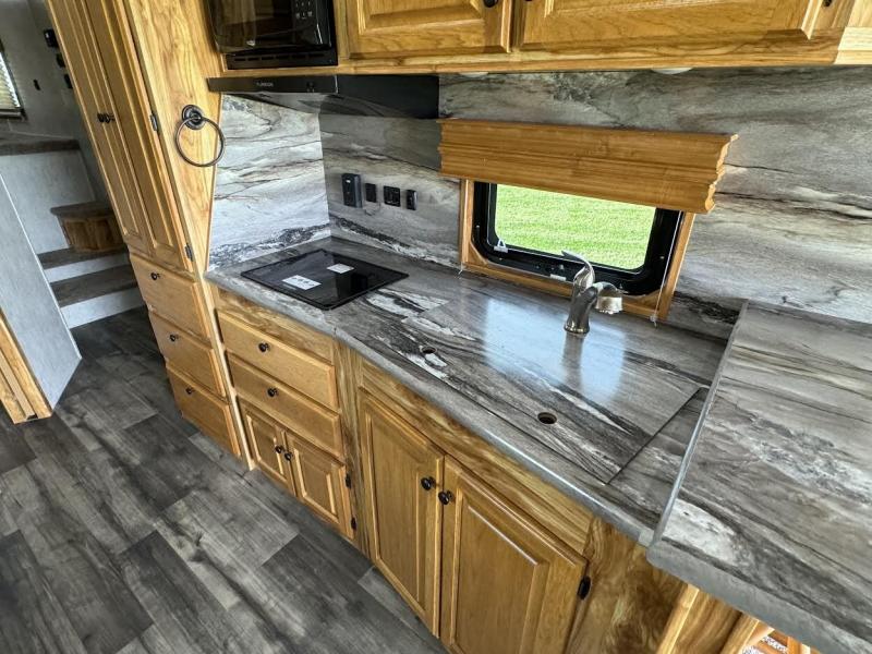 new Cargo (Enclosed) Trailers Sundowner Trailers  for sale, in Arthur, IL Thumbnail 43