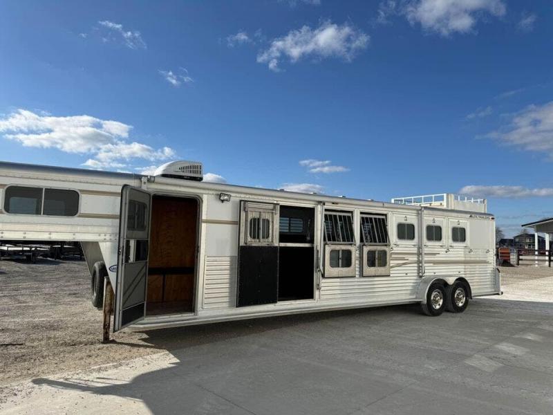 used Horse Trailers Elite Trailers  for sale, in Arthur, IL Thumbnail 6