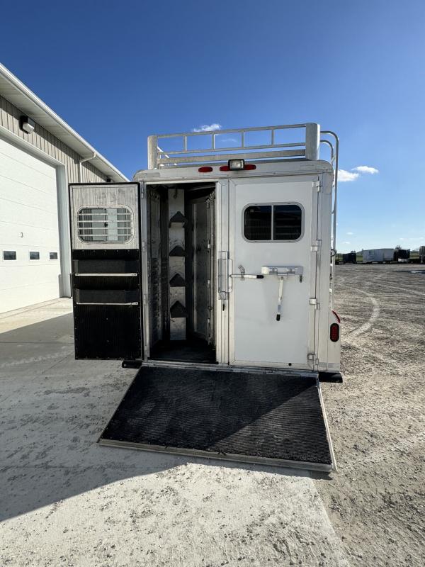 used Horse Trailers Elite Trailers  for sale, in Arthur, IL Thumbnail 15