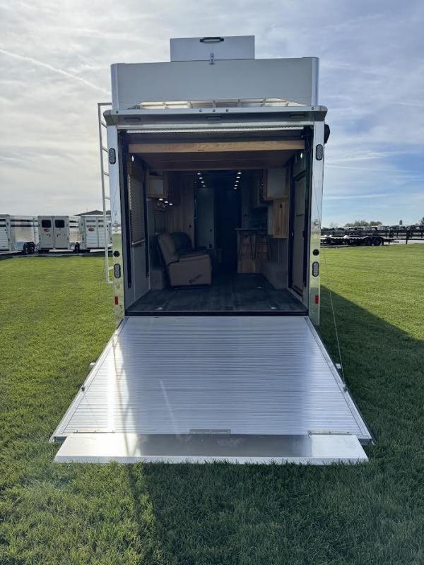 new Cargo (Enclosed) Trailers Sundowner Trailers  for sale, in Arthur, IL Thumbnail 17