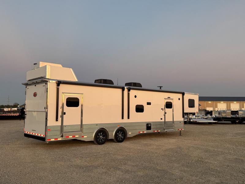 new Cargo (Enclosed) Trailers Sundowner Trailers  for sale, in Arthur, IL Thumbnail 5