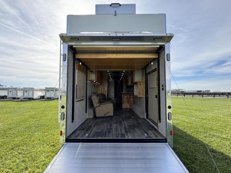 new Cargo (Enclosed) Trailers Sundowner Trailers  for sale, in Arthur, IL Thumbnail 19