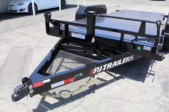 new Equipment / Flatbed Trailers PJ Trailers  for sale, in Ontario, AL Thumbnail 13