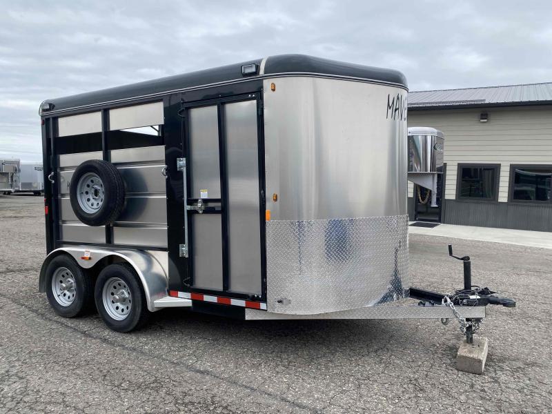 2022 Maverick 13' 2 Horse Slant Load Bumper Pull 2022 Maverick 13' 2 Horse Slant Load Bumper Pull