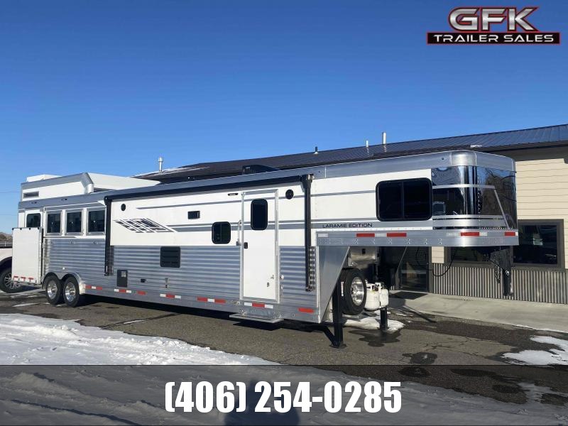 2023 SMC Laramie 4 Horse Side Load 14' LQ Trailer 2023 SMC Laramie 4 Horse Side Load 14' LQ Trailer