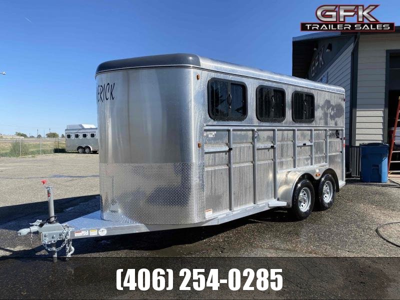 2023 Maverick Lite Deluxe 3 Horse Bumper Pull 2023 Maverick Lite Deluxe 3 Horse Bumper Pull