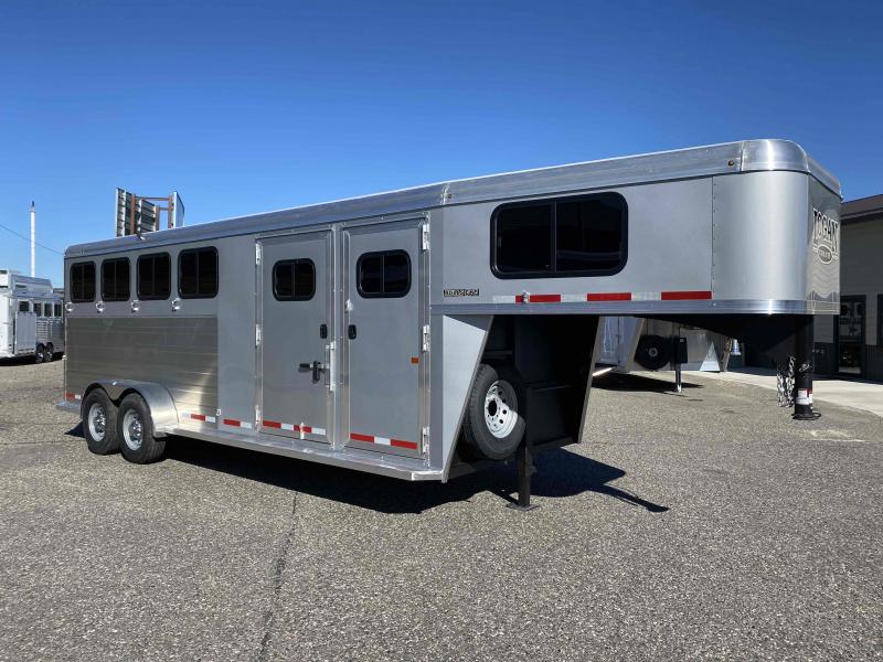 2023 Logan Bullseye 4 Horse Gooseneck w/ Closet Tack 2023 Logan Bullseye 4 Horse Gooseneck w/ Closet Tack
