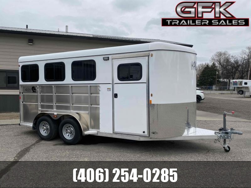 2021 Maverick Lite Deluxe 3 Horse Trailer 2021 Maverick Lite Deluxe 3 Horse Trailer