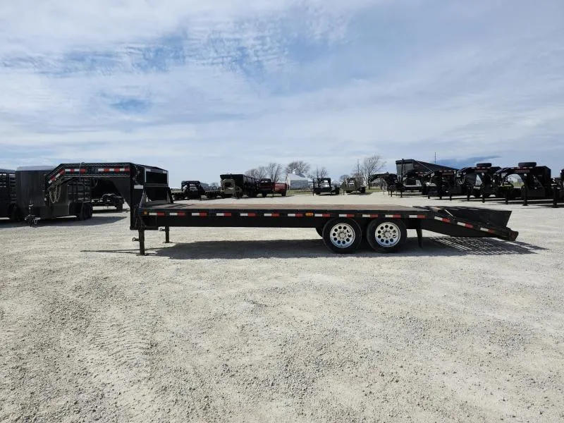 used Equipment / Flatbed Trailers PJ Trailers  for sale, in Arthur, IL Thumbnail 6
