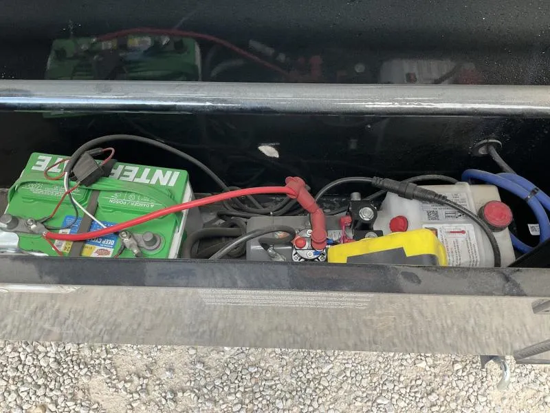 new Equipment / Flatbed Trailers Load Trail  for sale, in Arthur, IL Thumbnail 9