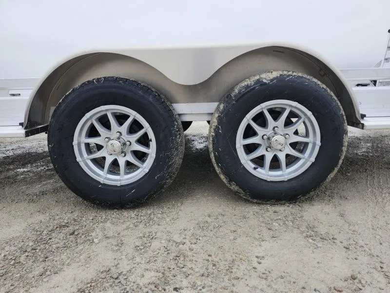 new Utility Trailers Aluma  for sale, in Arthur, IL Thumbnail 7