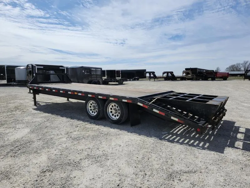used Equipment / Flatbed Trailers PJ Trailers  for sale, in Arthur, IL Thumbnail 5
