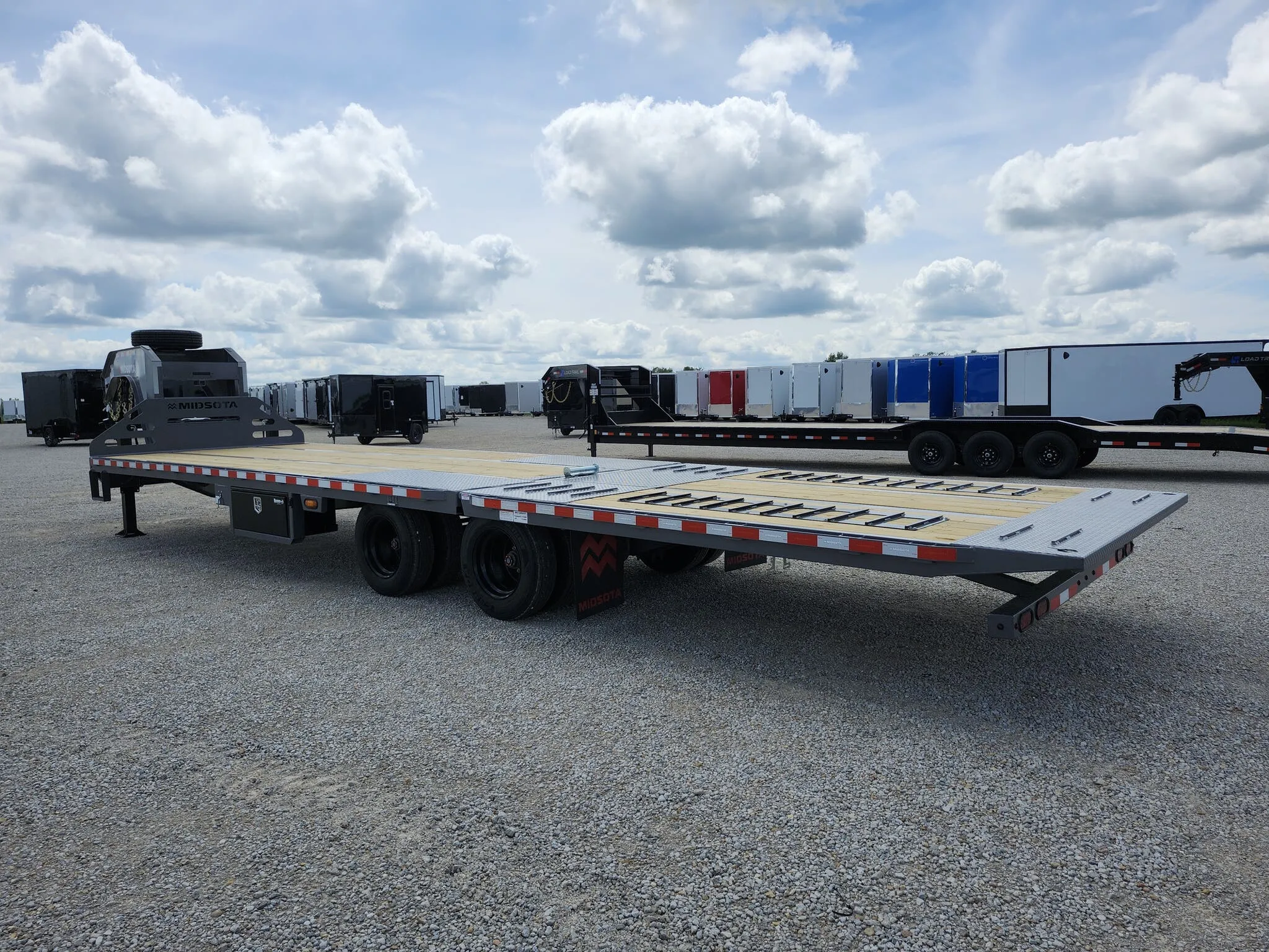 new Equipment / Flatbed Trailers Midsota  for sale, in Arthur, IL Thumbnail 4