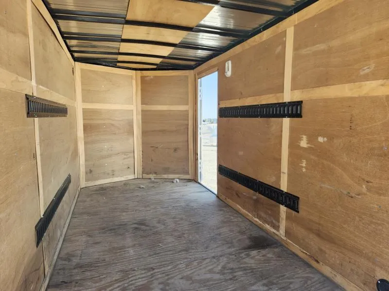 used Cargo (Enclosed) Trailers Forest River  for sale, in Arthur, IL Thumbnail 17