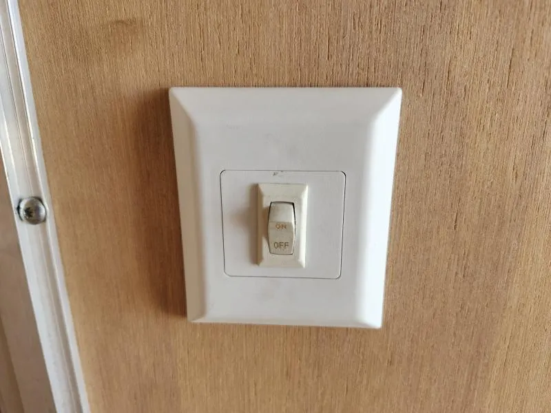 used Cargo (Enclosed) Trailers Lightning Trailers  for sale, in Arthur, IL Thumbnail 21