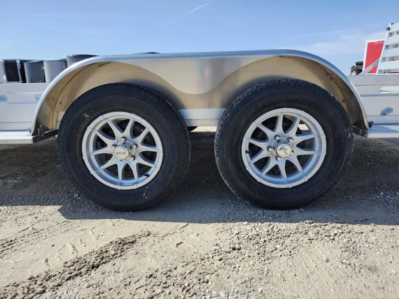 new Utility Trailers Aluma  for sale, in Arthur, IL Thumbnail 7