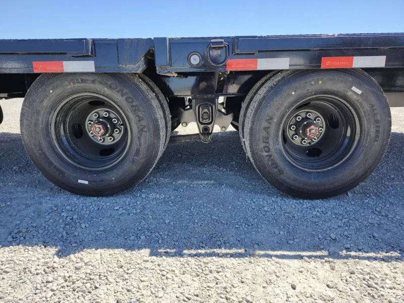 new Equipment / Flatbed Trailers Load Trail  for sale, in Arthur, IL Thumbnail 8