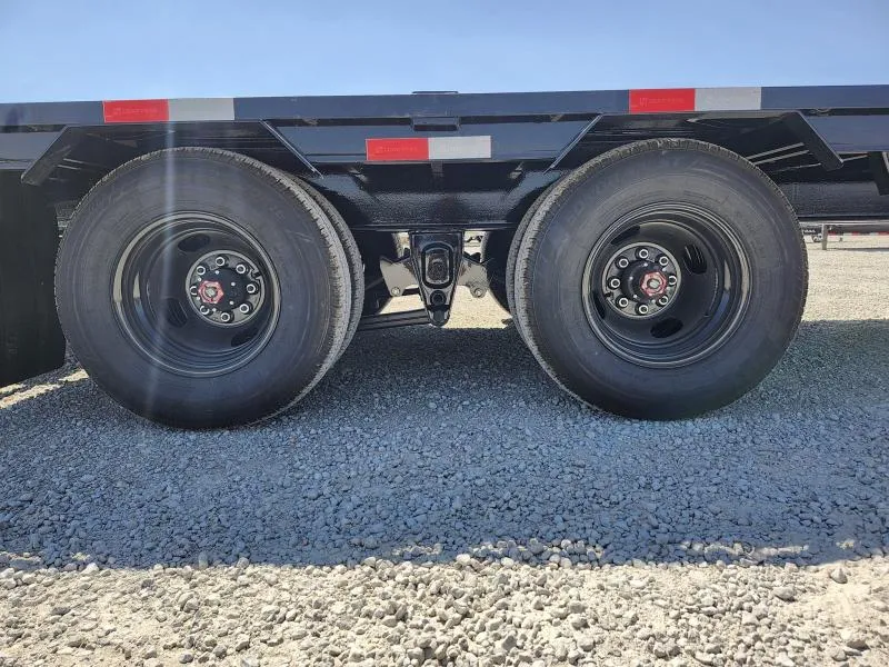 new Equipment / Flatbed Trailers Load Trail  for sale, in Arthur, IL Thumbnail 7