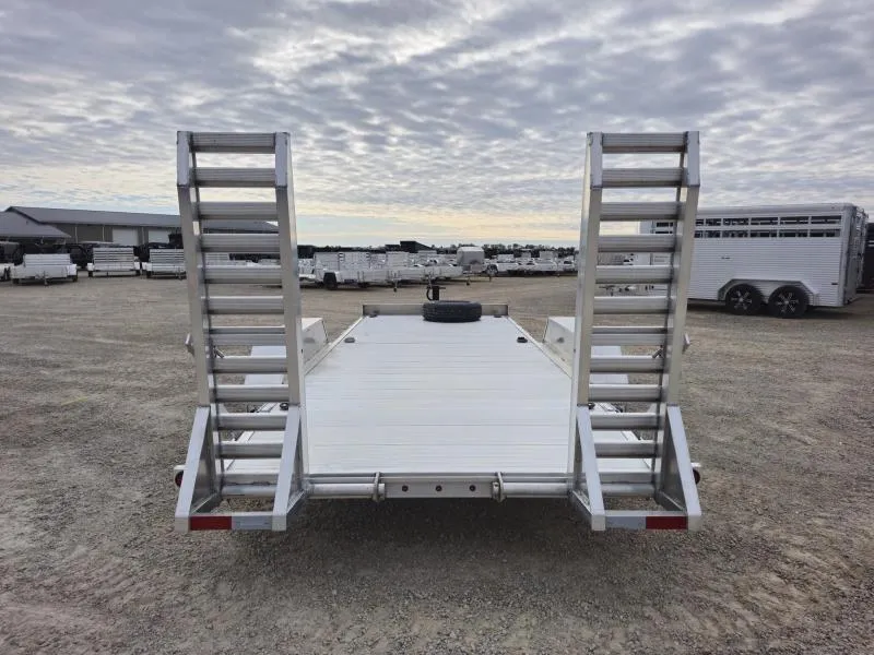 new Equipment / Flatbed Trailers Aluma  for sale, in Arthur, IL Thumbnail 4