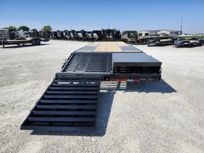 new Equipment / Flatbed Trailers Load Trail  for sale, in Arthur, IL Thumbnail 14
