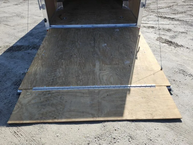 used Cargo (Enclosed) Trailers Lightning Trailers  for sale, in Arthur, IL Thumbnail 14