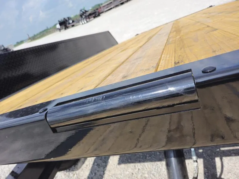 new Equipment / Flatbed Trailers Load Trail  for sale, in Arthur, IL Thumbnail 11