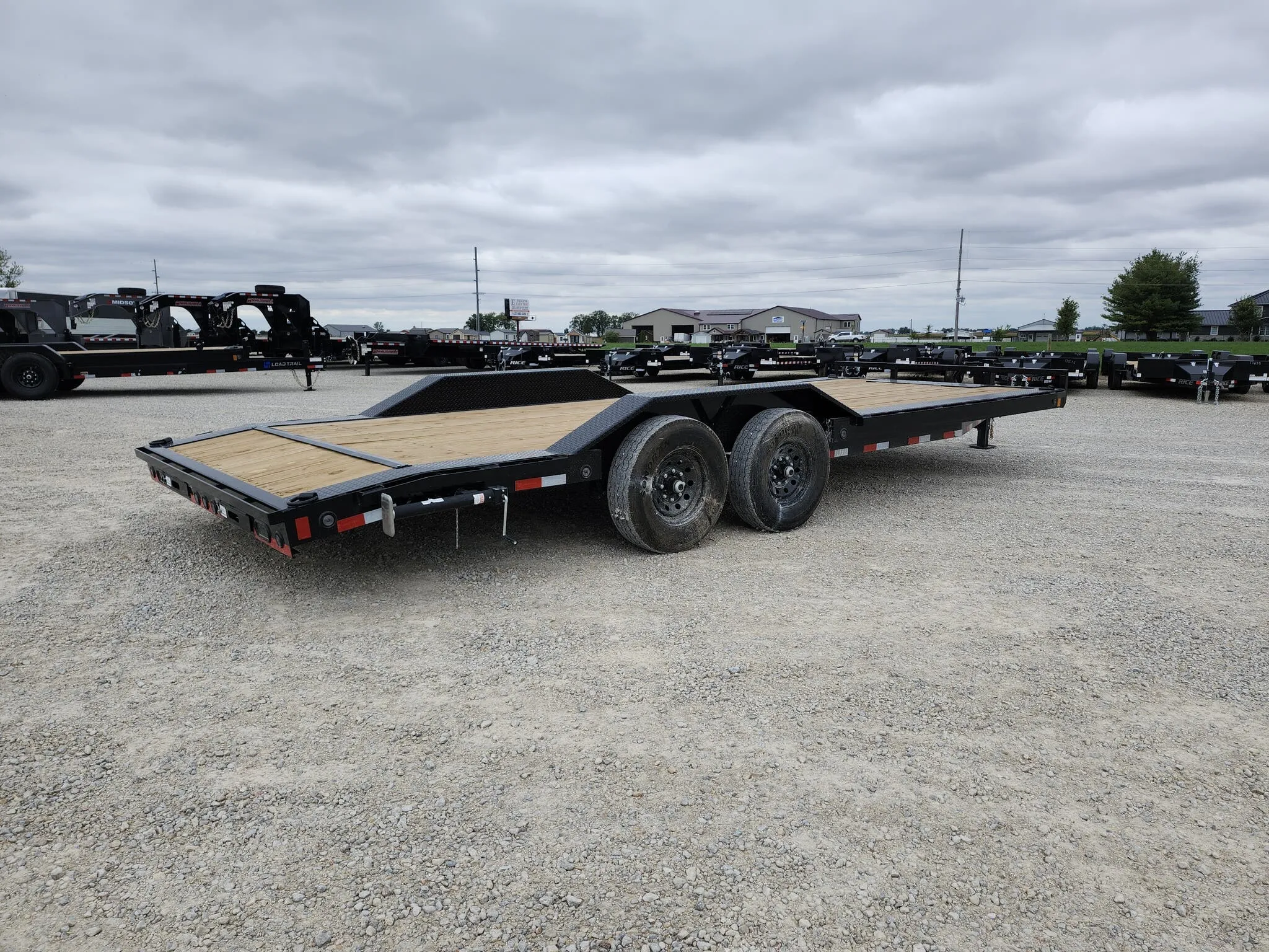 new Equipment / Flatbed Trailers Load Trail  for sale, in Arthur, IL Thumbnail 3