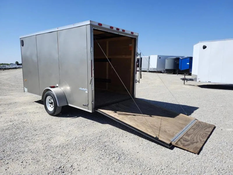 used Cargo (Enclosed) Trailers Forest River  for sale, in Arthur, IL Thumbnail 11