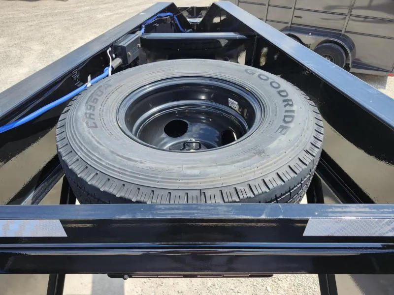 new Equipment / Flatbed Trailers Load Trail  for sale, in Arthur, IL Thumbnail 15