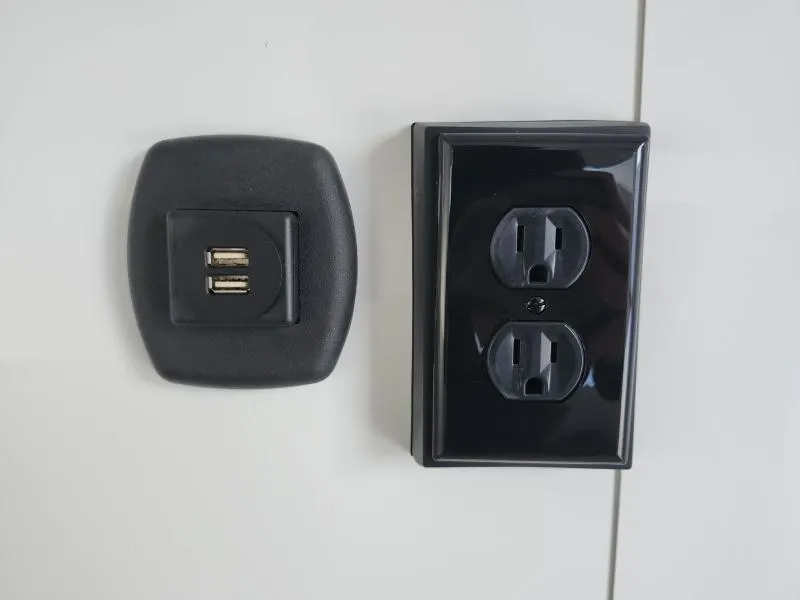 new Cargo (Enclosed) Trailers ATC  for sale, in Arthur, IL Thumbnail 26