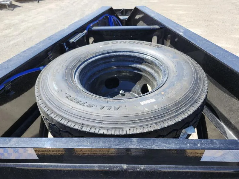 new Equipment / Flatbed Trailers Load Trail  for sale, in Arthur, IL Thumbnail 13