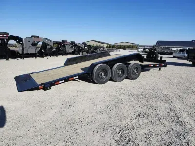 2026 Load Trail 83X22' Triple Axle Tilt-Bed Trailer  / 21K GVWR