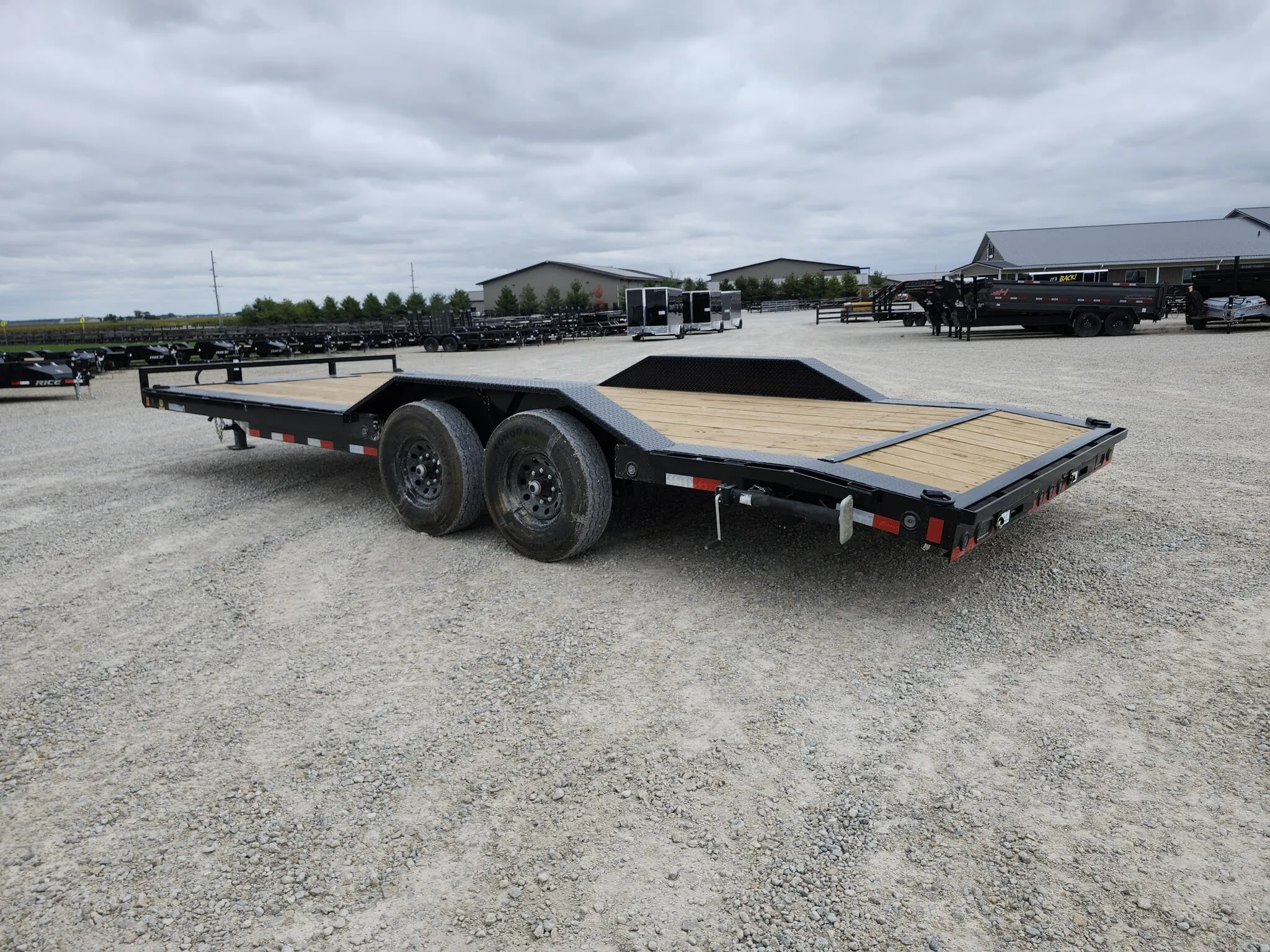 new Equipment / Flatbed Trailers Load Trail  for sale, in Arthur, IL Thumbnail 5