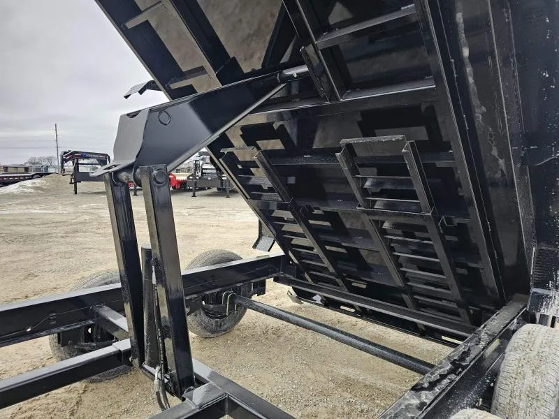 new Equipment / Flatbed Trailers Load Trail  for sale, in Arthur, IL Thumbnail 20