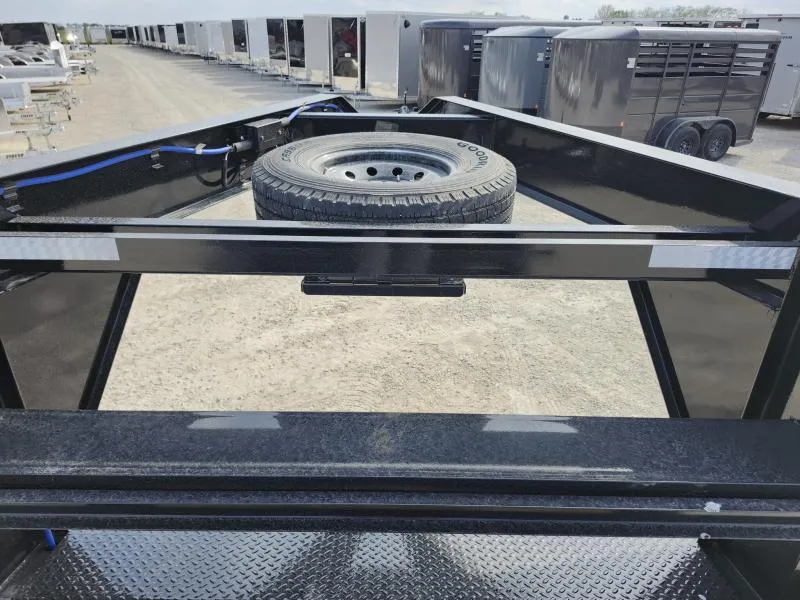 new Equipment / Flatbed Trailers Load Trail  for sale, in Arthur, IL Thumbnail 11