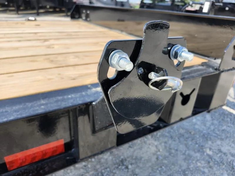 new Equipment / Flatbed Trailers Load Trail  for sale, in Arthur, IL Thumbnail 10