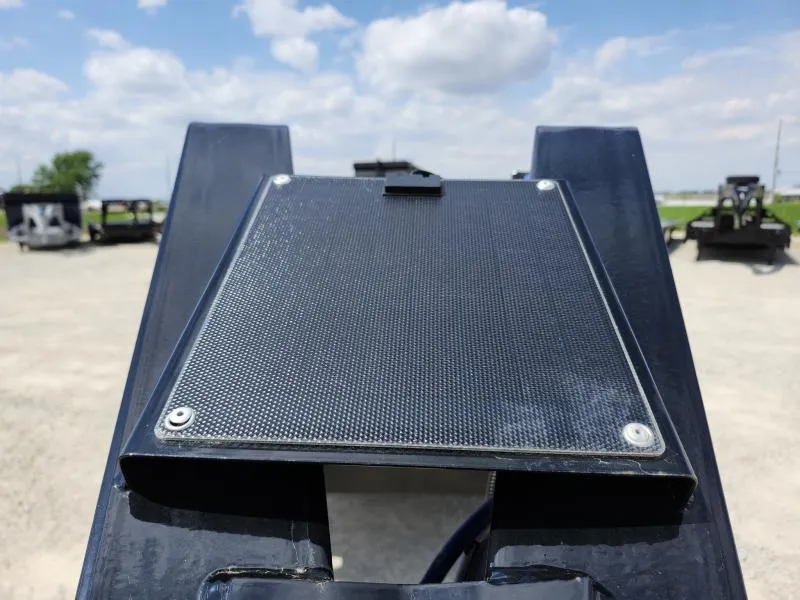new Equipment / Flatbed Trailers Load Trail  for sale, in Arthur, IL Thumbnail 12